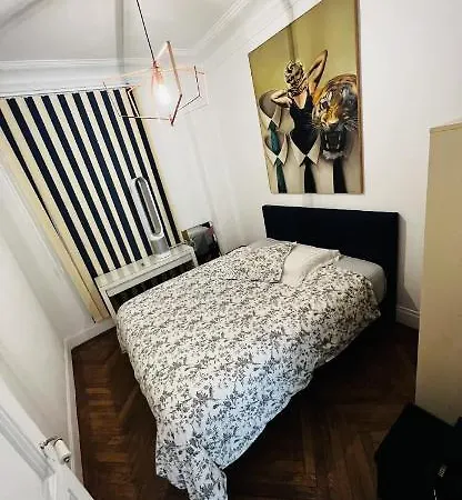 Lägenhet Logement 4 Pieces Centre 10 Min Avec Parking Gratuit *
